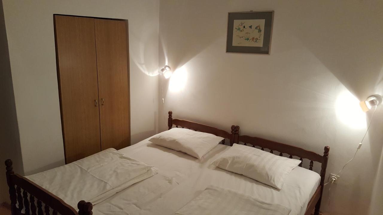 Apartments By The Sea Selce, Crikvenica - 15063 Bagian luar foto